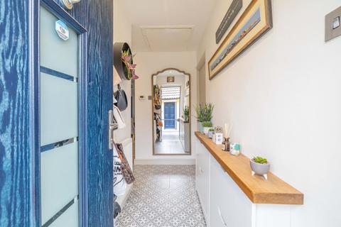 2 bedroom bungalow for sale, Tadworth Road, Kennington, Ashford, Kent, TN24