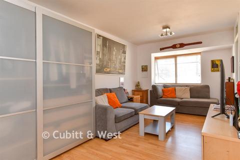Studio for sale, Balcombe Road, Peacehaven, East Sussex