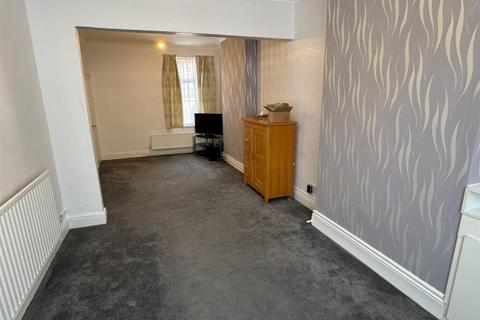 2 bedroom terraced house to rent, Beaconsfield Road, Leicester LE3