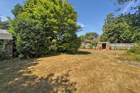 undefined, Verwood