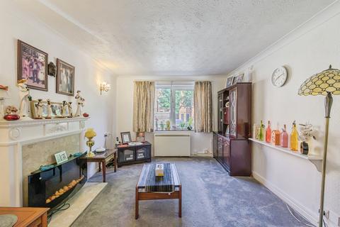 2 bedroom flat for sale, Midland Drive, Sutton Coldfield
