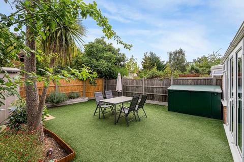 3 bedroom house for sale, Park Road, Egham, Surrey, TW20