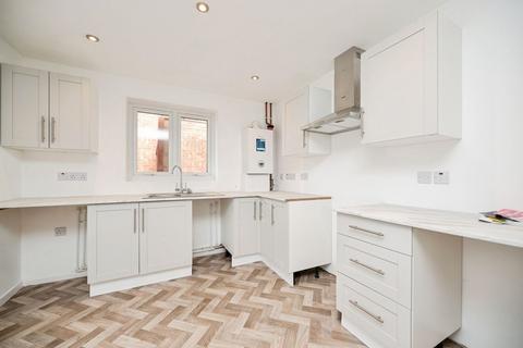 2 bedroom semi-detached bungalow for sale, Sandringham Road, Wolverhampton WV5