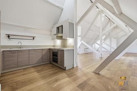 2 bedroom penthouse for sale, Pope Court, Warley CM14