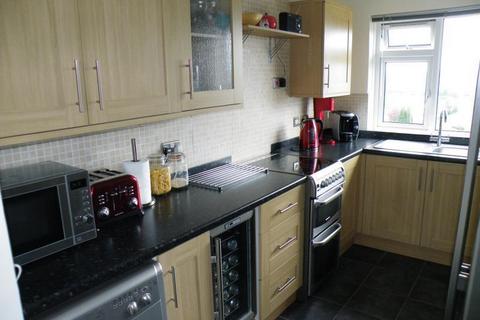 2 bedroom apartment to rent, Bellevue Road, Kingswood. Bristol