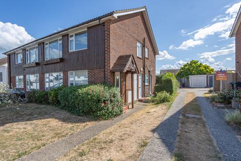 2 bedroom maisonette for sale, Old Farm Road, Birchington, Kent, CT7