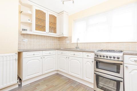 2 bedroom maisonette for sale, Old Farm Road, Birchington, Kent, CT7