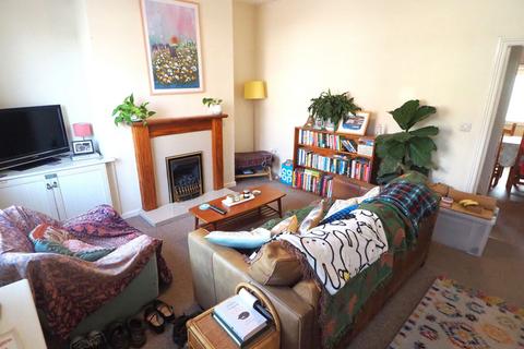 2 bedroom terraced house to rent, Laneside Road, New Mills, SK22