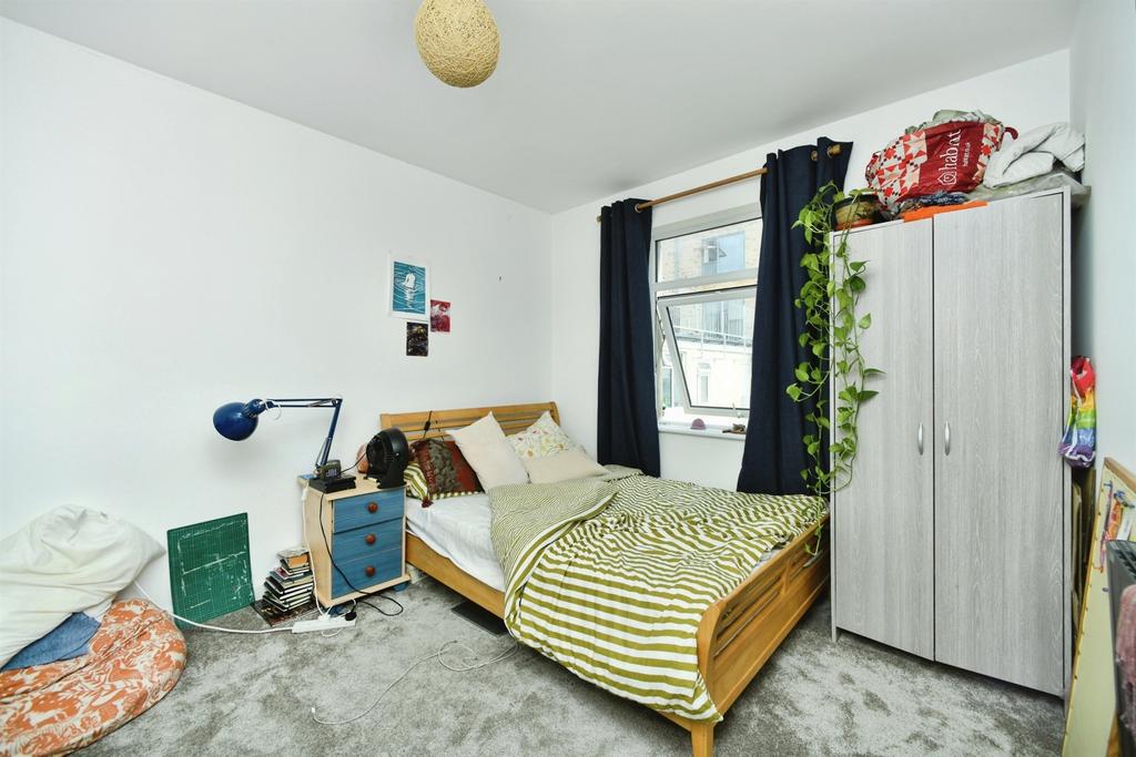 Apartment in Brighton - More