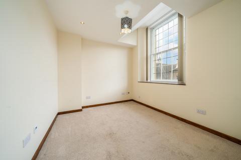 3 bedroom flat for sale, Castlehill, Cupar, KY15