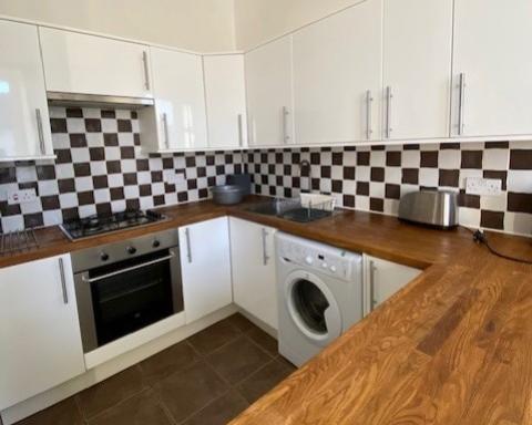 Apartment in Edinburgh, Jock's Lodge, Northfield/Willowbrae - View 4