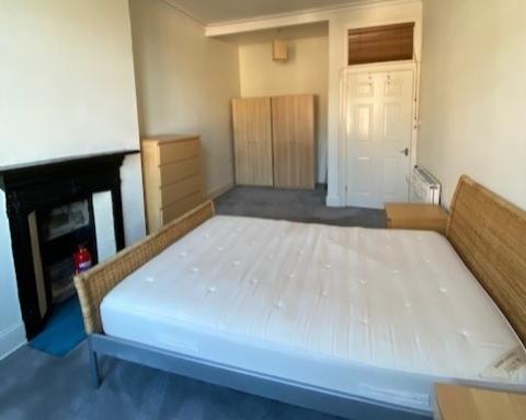 Apartment in Edinburgh, Jock's Lodge, Northfield/Willowbrae - More