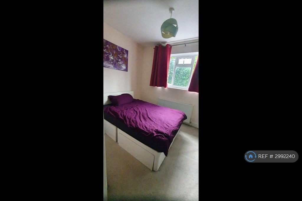 House in London - View 2