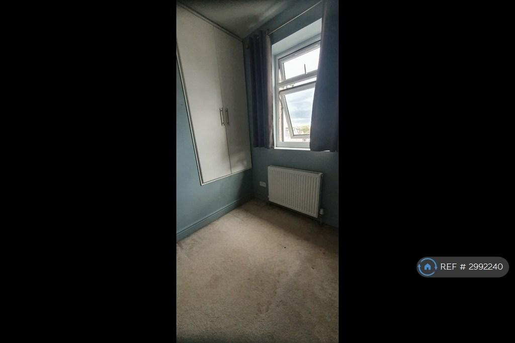 House in London - View 4