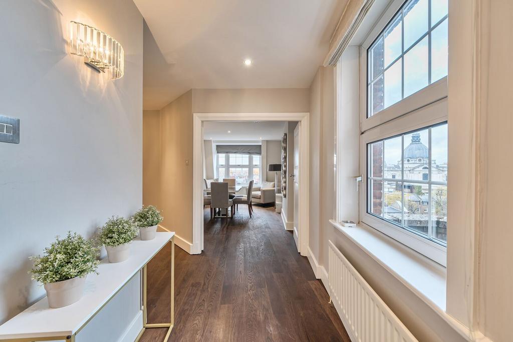 Apartment in London - View 4
