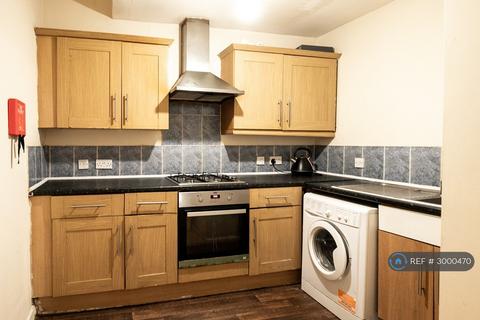 undefined, Staines Road, Hounslow, TW4