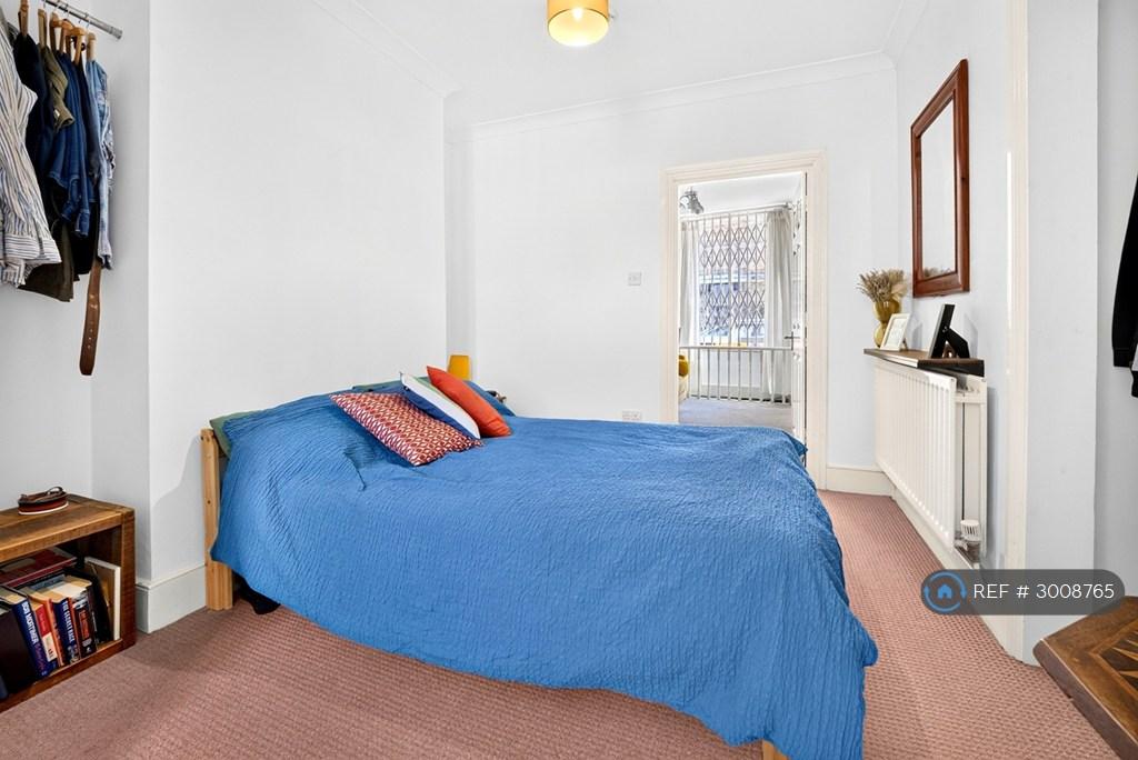 Apartment in London - View 4