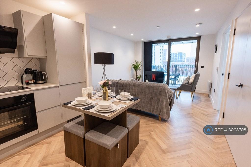 Apartment in Manchester - More