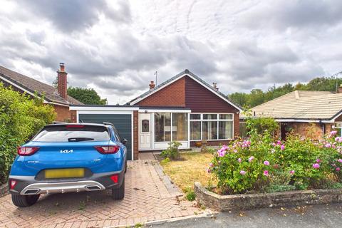 2 bedroom detached bungalow for sale, Maple Close, Market Drayton, Shropshire