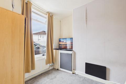 2 bedroom terraced house for sale, Swinburn Street, Manchester, M9