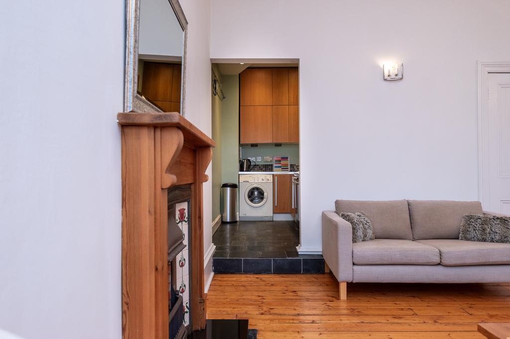 Apartment in Glasgow - View 5