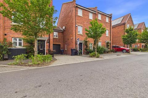 Archer Way, Enfield
