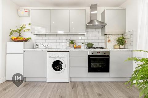 1 bedroom flat to rent, Replingham Road, London