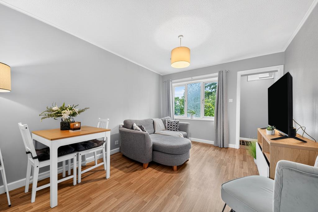 Apartment in Glasgow - View 3