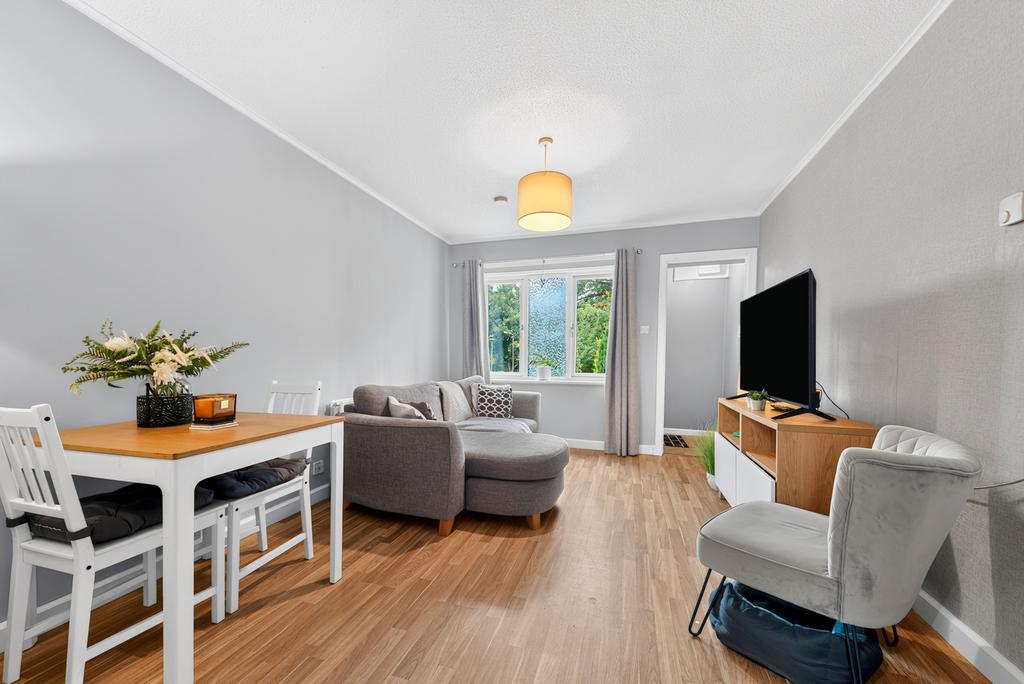 Apartment in Glasgow - View 4