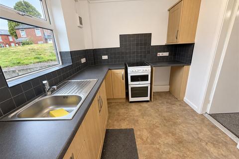 2 bedroom apartment for sale, Greenhill Terraces, Glodwick, Oldham