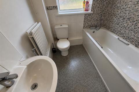 2 bedroom apartment for sale, Greenhill Terraces, Glodwick, Oldham