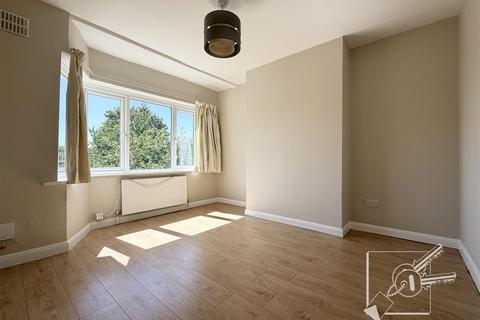 2 bedroom maisonette to rent, St. Marks Avenue, Northfleet, Gravesend