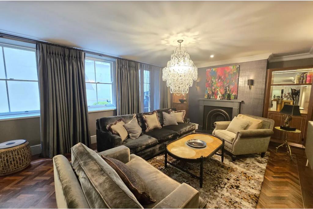 Apartment in London - More