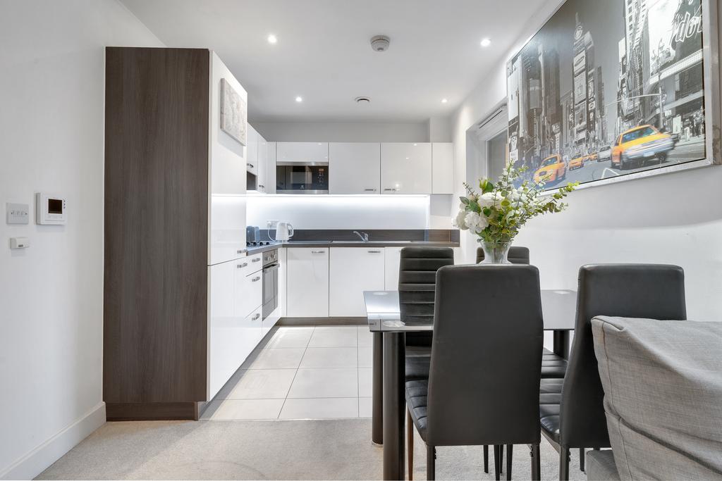 Apartment in London - View 2