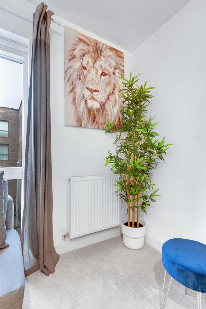 Apartment in London - View 3