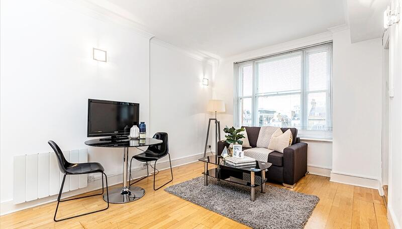 Apartment in London - More