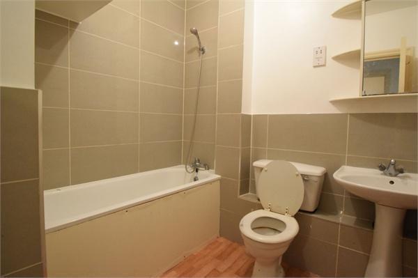 Apartment in London, Broom Hill, Ramsden - View 4