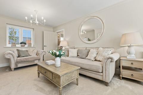 3 bedroom detached house for sale, Dovehouse Field, Cressing, CM77