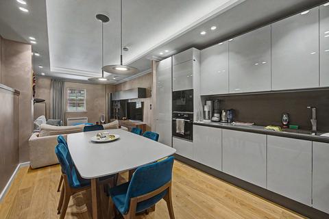 2 bedroom flat for sale, Belvedere Road, Waterloo, London, SE1