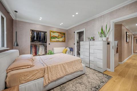 2 bedroom flat for sale, Belvedere Road, Waterloo, London, SE1