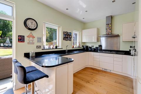 3 bedroom semi-detached house for sale, Ashgrove Road, Bromley, BR1