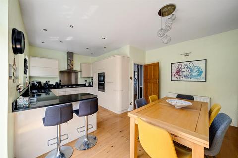 3 bedroom semi-detached house for sale, Ashgrove Road, Bromley, BR1