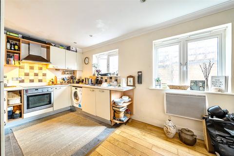 2 bedroom flat for sale, The Retreat, Surbiton KT5