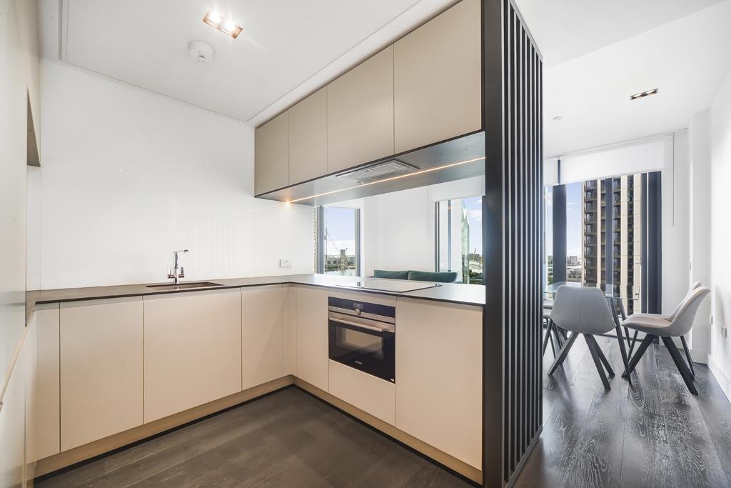 Apartment in London - More