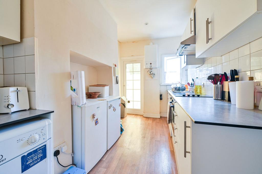 Apartment in London - View 3