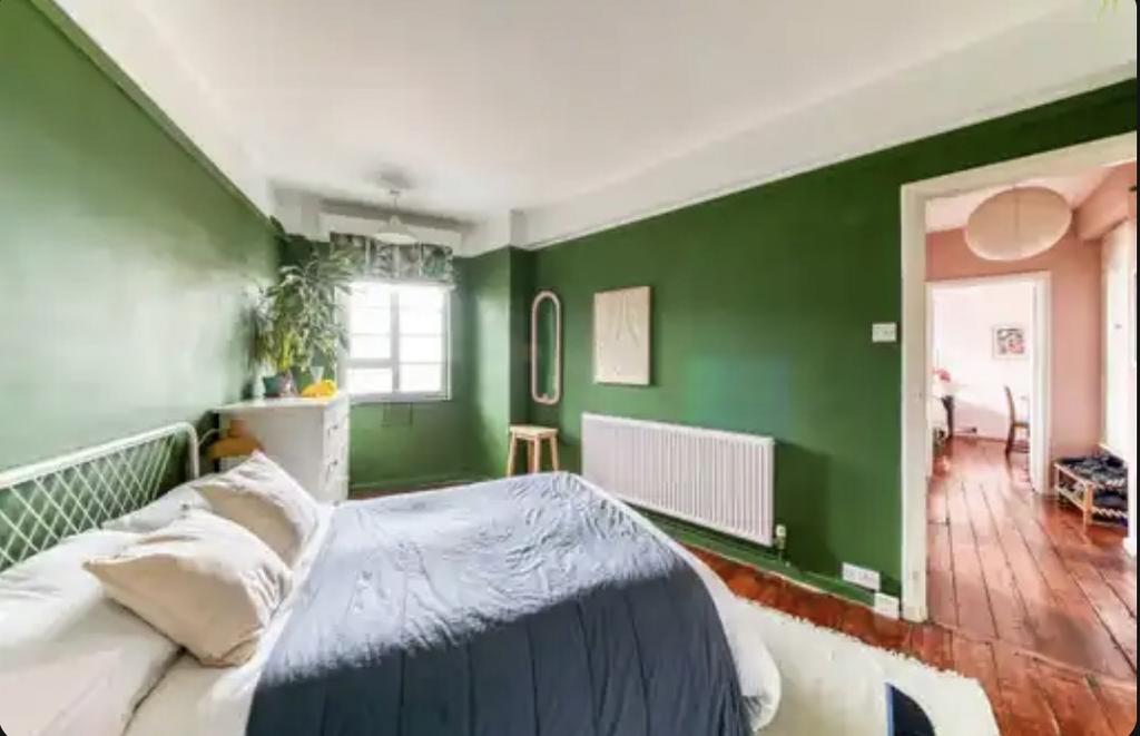 Apartment in London - View 3
