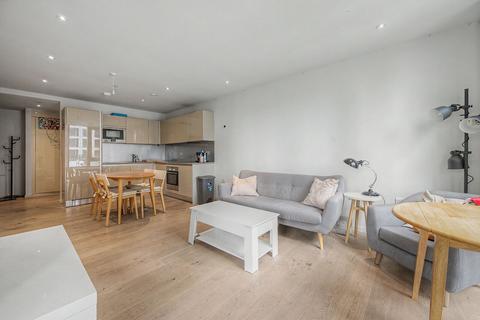 1 bedroom flat for sale, St Gabriel Walk, Elephant and Castle, SE1