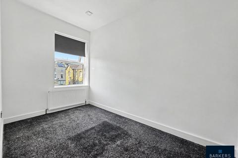 2 bedroom end of terrace house for sale, Pearl Street, Batley
