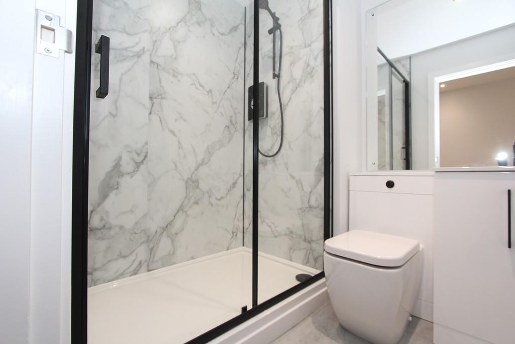 Apartment in Penistone Road - View 4
