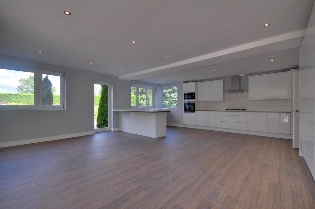 House in Pinner - View 2